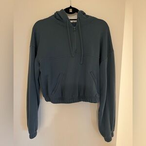 ALO Yoga Stadium Half-Zip Cropped Hoodie